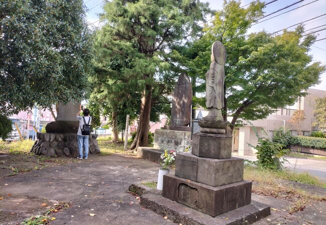 畠山重忠公遺烈碑