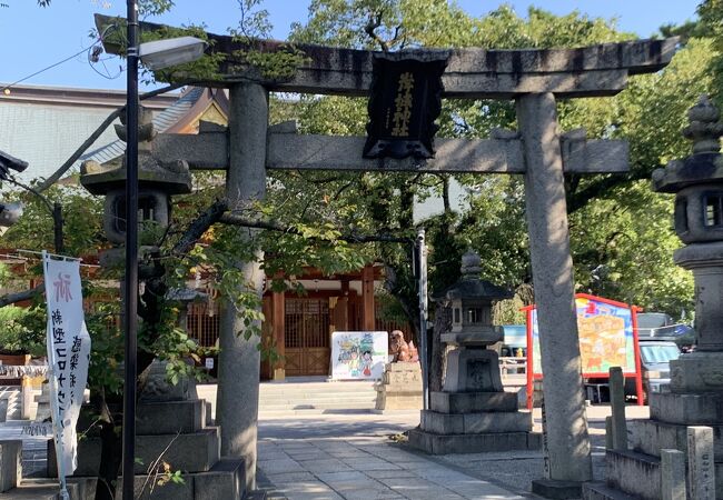 岸和田城の鎮守神社です。岸和田だんじり祭りでは宮入りをします。