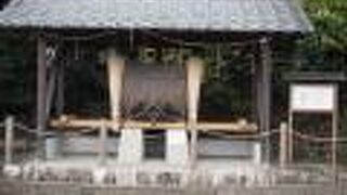 毎年４月１４日、１５日に行われる