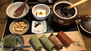 茶粥と柿の葉寿司のセット