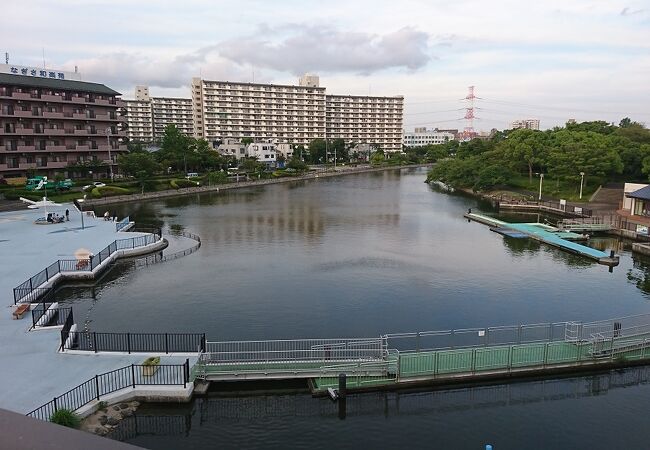 江戸川区臨海町にある親水公園