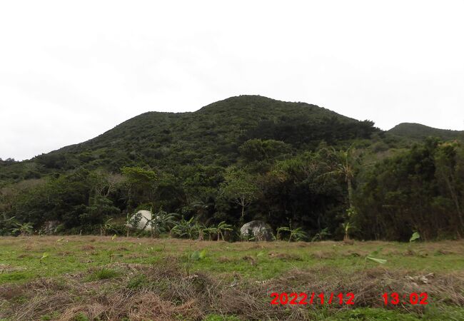 沖縄県全土で最高峰の山