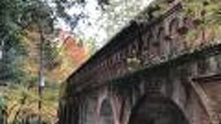 近代の趣を残すノスタルジックな建築