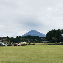 富士山が見えるキャンプ場です