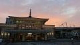 古い駅舎が観光案内所