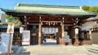 幕末の名君鍋島直正・直大を祀る神社