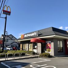 ここのマック何度か来たことある　