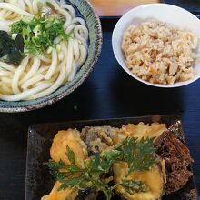 いけこうどん