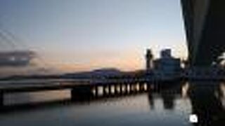 八甲田丸からアスパムのエリアを結ぶ桟橋