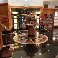 ロビーです。広々としていて椅子も十分ある