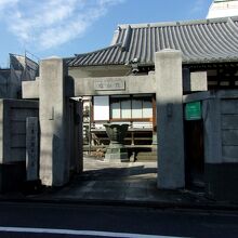 入り口の様子です。