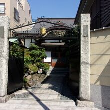 入り口の様子です。