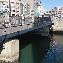 黒船橋と大横川