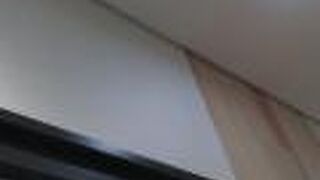 白をベースとしています