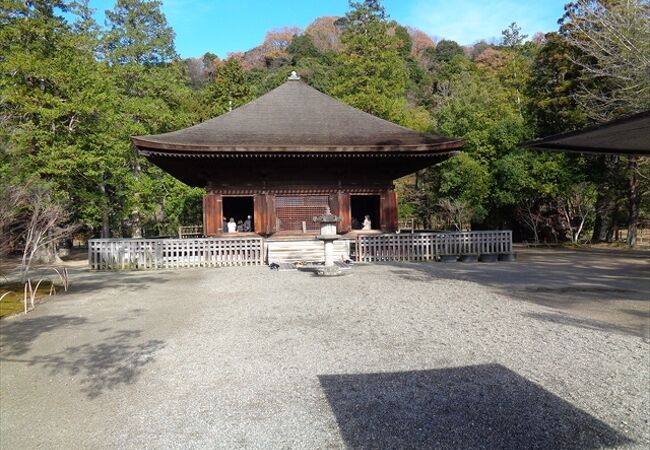 国指定の史跡で，12月でも十分楽しめました