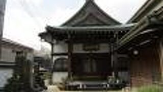 観光目的のお寺ではないと思います