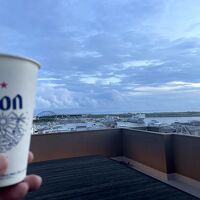 飲み放題のオリオンを屋上テラスでいただきました！
