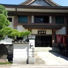 入り口の様子です。