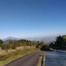 ホテル前からの津軽平野の絶景