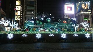 ＳＬが冬の期間綺麗にライトアップされます