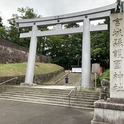 仙台城本丸跡のエリアにあります。