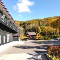 ホテルの先にある城ヶ倉神社