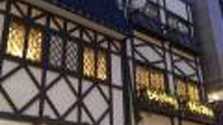 大人向けのお店も多い