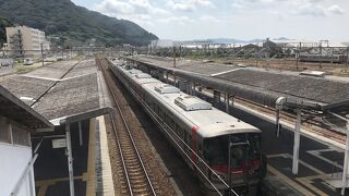 山陽本線糸崎駅：境目