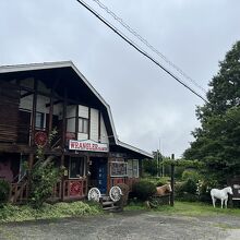 ラングラーランチの正面