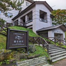 緑豊かな山中の宿です