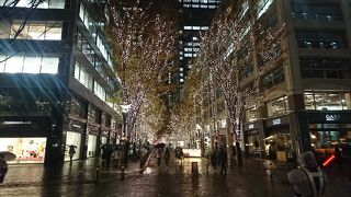 約１２０万個のＬＥＤで光り輝いています