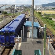 肥前山口改め「江北」から先は、すっかりローカル線に