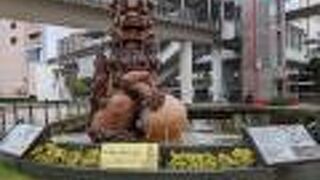 高さ3.4mのシーサー