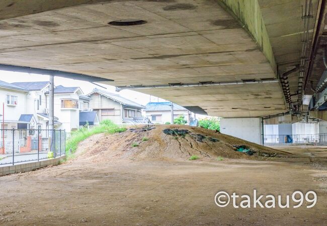 「赤面山古墳」は国指定の史跡です