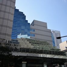 メトロポリタンプラザビル