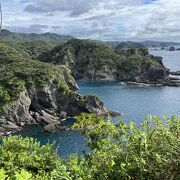 岬の先端までの遊歩道