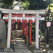 鳩森八幡神社境内に...