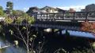 大櫃川の支流にかかっているのが渡月小橋