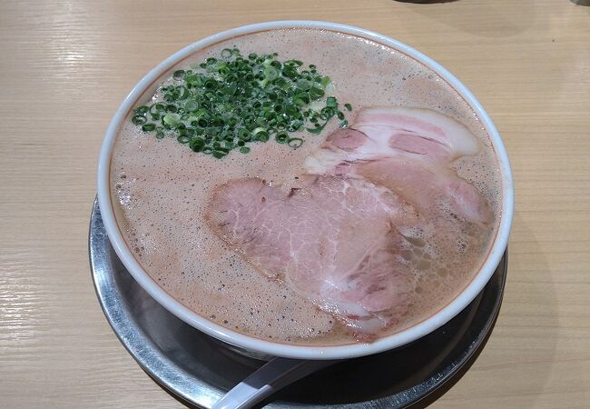 東京ラーメン国技館舞にある博多ラーメン店