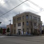昭和10年小樽無尽北洋銀行新築記念文鎮
