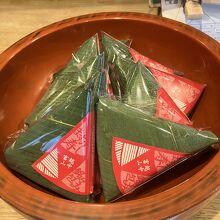 個別包装の鱒寿司