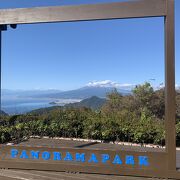 富士山と駿河湾の眺めサイコー、カフェもあるしおすすめ