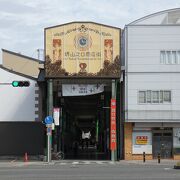 堺で最も古い開口（あぐち）神社の参道商店街