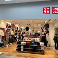 ユニクロ (羽田空港第1ターミナル店)