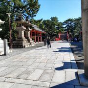 全国の住吉神社の総本社、本殿4棟は国宝。