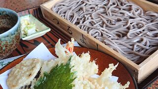 山形新幹線さくらんぼ東根駅近くの美味しい山形ゲソ天板そばなら、ここ。