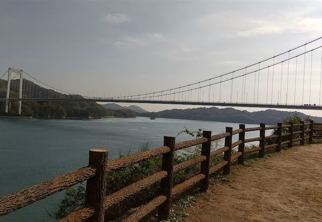 伯方島と大島を結ぶ２つの橋