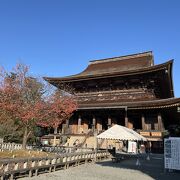 吉野山の途中にあるお寺です。