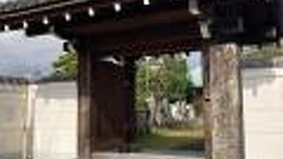 鳥人幸吉さんの菩提寺です。