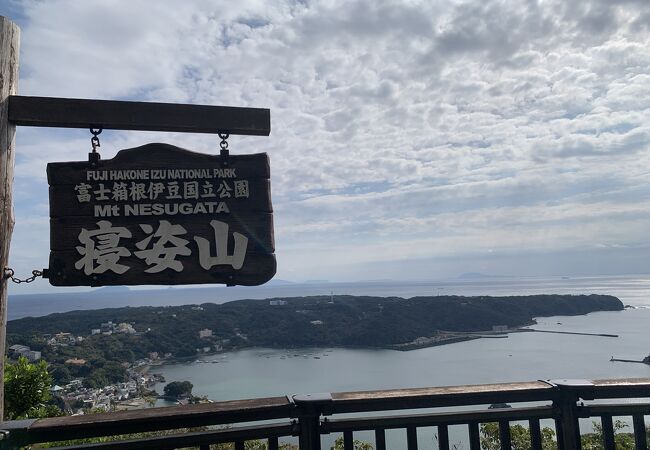 下田駅と寝姿山を結ぶロープウェイ